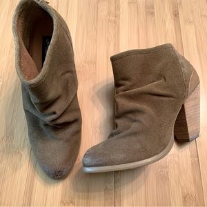 Leather Booties Heeled Zip-up Naughty Monkey Woman’s 7